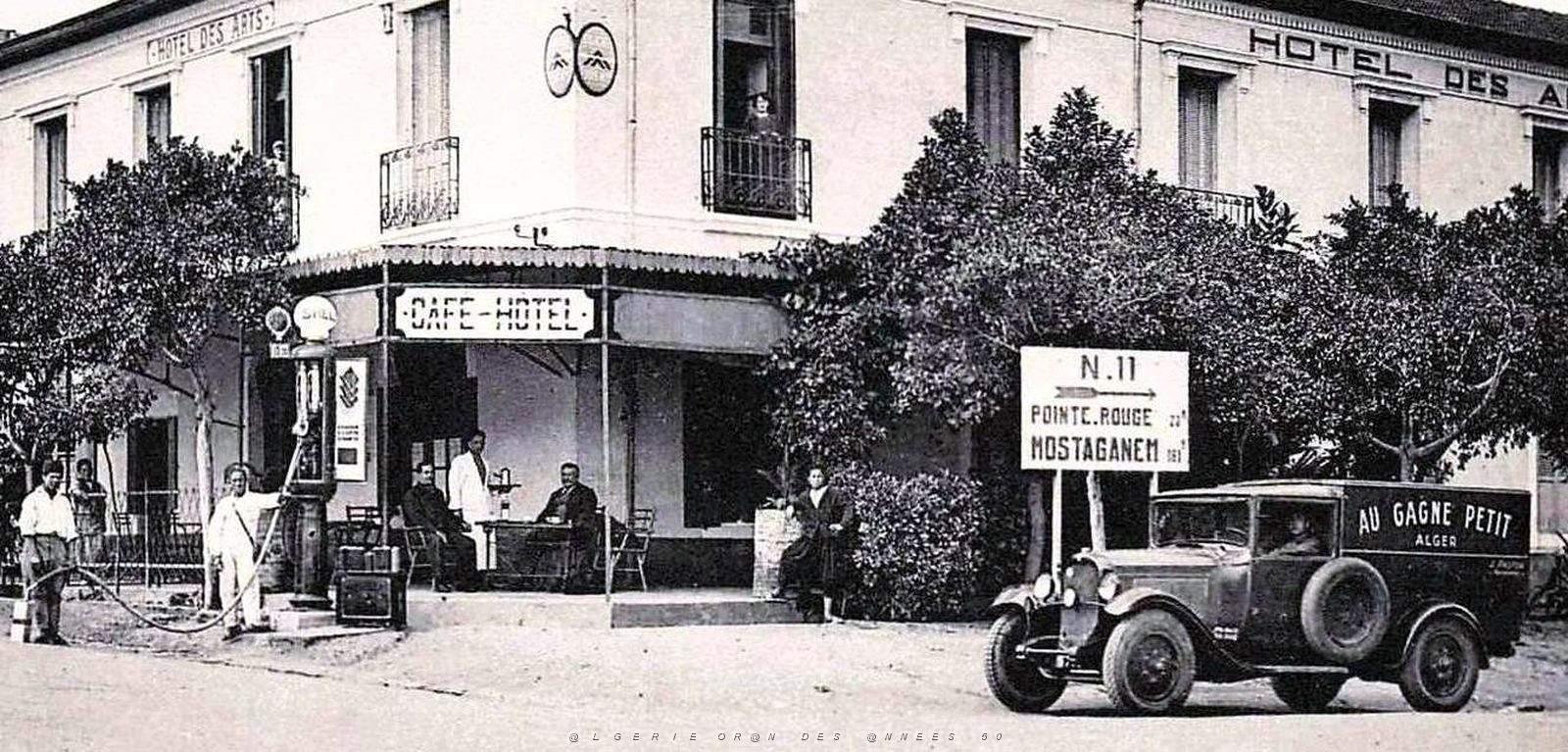 1907- Tenes - Hotel des Arts et Pompe a essence2.jpg